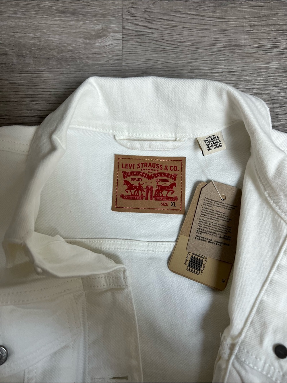 Levi's White Denim Trucker Jacket - Picture 3 of 4